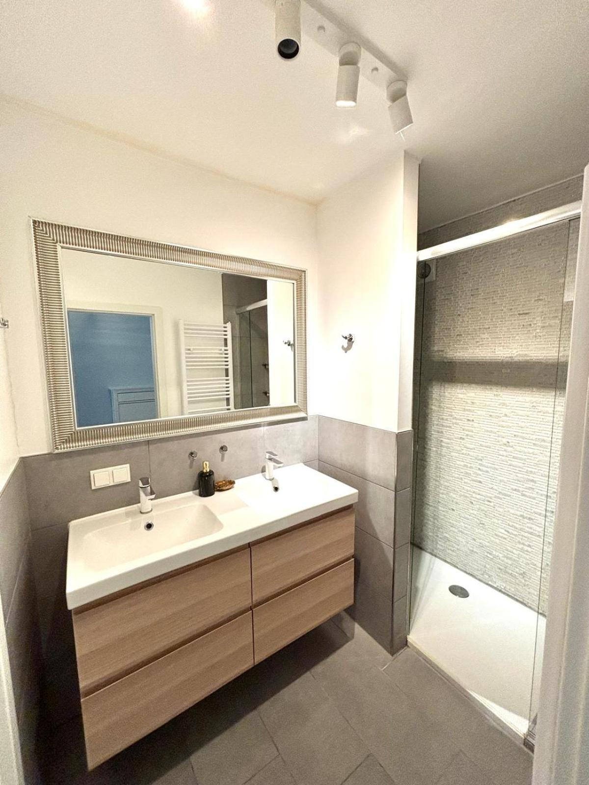 Beautiful Two Bedroom Apartment In Luxembourg City Center Exterior photo